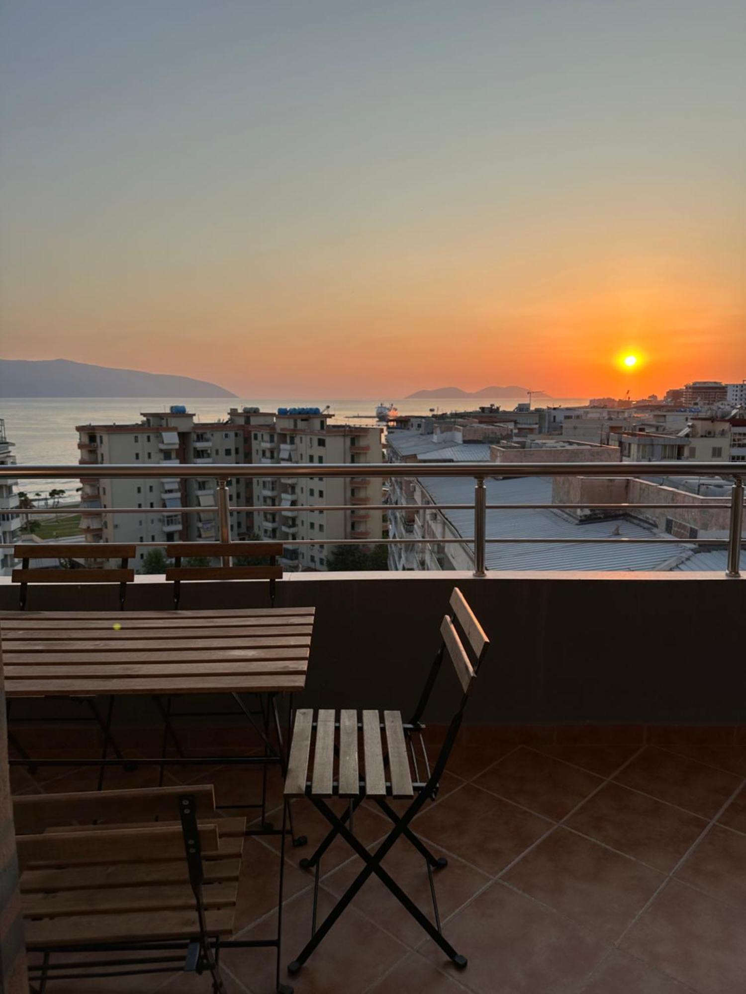 Tramonto Vlorë